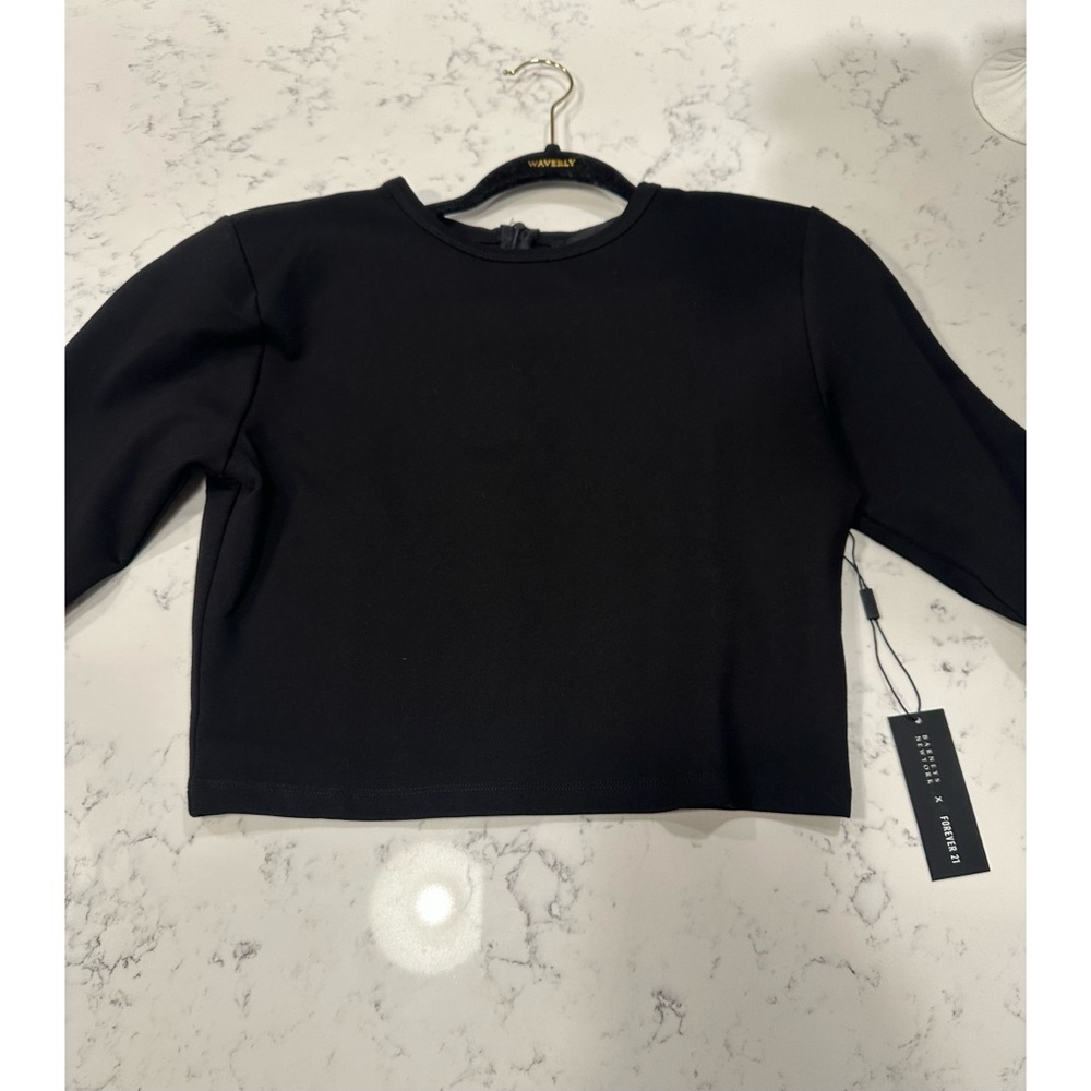 Barneys New York x Forever 21 Black Long Sleeve Crop Top - Size Large - Picture 10 of 10